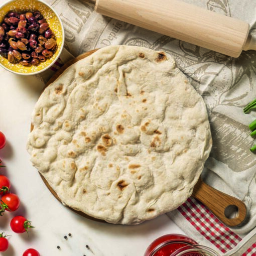 Scopri le basi per pinsa romana precotta di Quelli della Pinsa. Scopri le ricette e video per pinsa romana e scopri come condirla.
